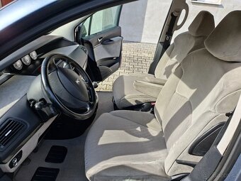 PEUGEOT 807 2.0 HDI r.v.2009 EL. DVEŘE, NOVÝ DPF, NOVÁ TP - 8