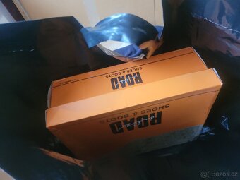 Černé kožené boty – vel. 42 - 8