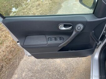 Renault Megane 1.4 72kW 2009 nová STK - 8