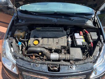 Suzuki Sedici 4x4 - 8