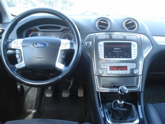 Ford Mondeo 1.8 TDCi Ghia - 8