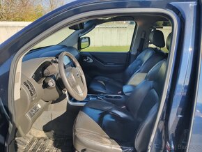 Nissan Pathfinder 3.0 dCi V6 170 kW - CZ - WEBASTO - 8