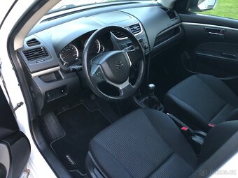 Suzuki Swift 1,3 i 69 KW Club 4x4 Bez koroze. - 8