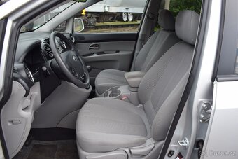Kia Carens 1,6 CRDi SUPER STAV,PO STK - 8