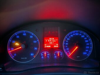 Volkswagen Golf IV 1.6 74 kW - 8