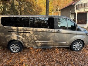 Ford Tourneo Custom - 8