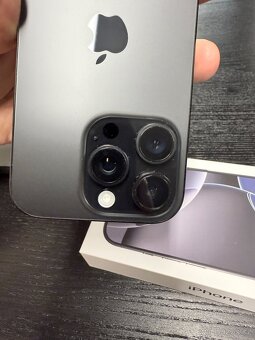 iPhone 16 Pro 128 GB (titanově černý) - 8