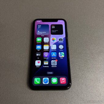 iPhone 11 64GB černý, 100% baterie, rok záruka - 8
