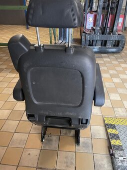 Sedačky Mercedes benz - 8