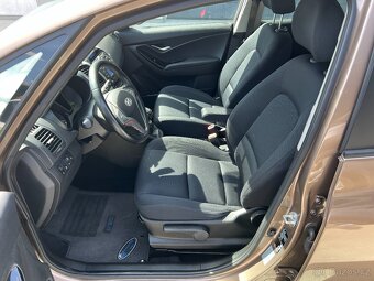 HYUNDAI ix20 1.6i 92 KW PDC TEMPOMAT VYHŘ.SEDADLA 2xALU KOLA - 8