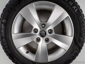 Škoda Superb - Originání 16" alu kola - Zimní pneu - 8