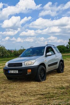 Toyota RAV4 1.8 benzín - 8