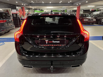 Volvo V60 2.4 D4 AWD 140kW R-Design Momentum 2018 - 8