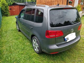VW Touran , rok 2015 - 8