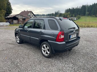 Kia Sportage II 2.0 16V 104 kW 4x4 - 8