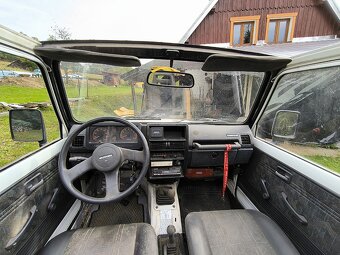 Suzuki Samurai 1,3 - 8