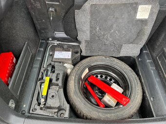 VW Passat B6 2.0 TDI 103 kW – dobrý stav, po servisu - 8
