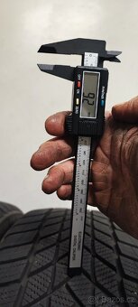 Jako nové 225/40/19 Matador Nordicca, DOT 2124, vz 9.2-8.0mm - 8