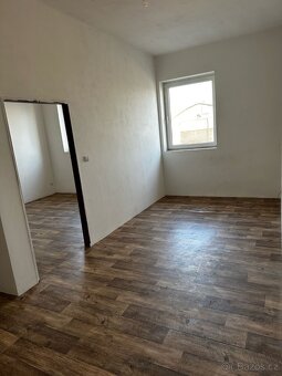 Pronájem prostor 161 m² Klecany u Prahy - 8