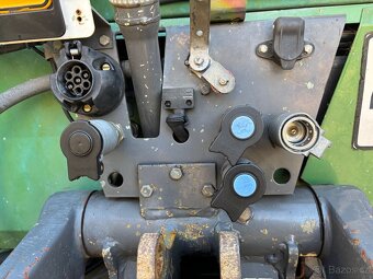 Traktor Fendt 250 S - 8