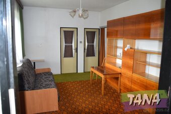 Rodinný dům v obci Chotěvice, okr. Trutnov, ev.č. 00216 - 8