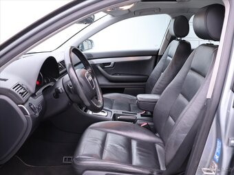 Audi A4 3,0 TDi Quattro Automat Kůže (2005) - 8