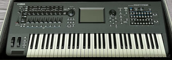 Yamaha Montage 6 syntezátorů 61 kláves + 3 zvukové knihovny - 8