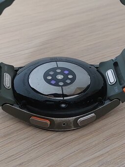 Samsung Galaxy Watch 7 40 mm ve velmi dobrém stavu. - 8