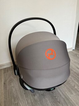 Autosedačka V ZÁRUCE Cybex Cloud G i-size vč. báze - 8