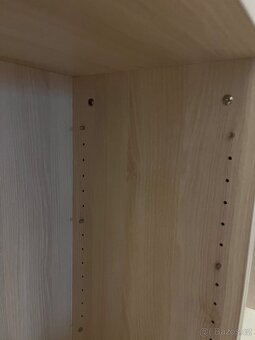 Skříň s botníky - 8