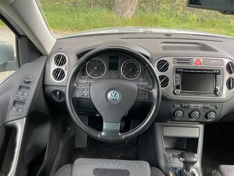 VW Tiguan 2.0 TDi DSG 4x4,Serviska,Senzory - 8