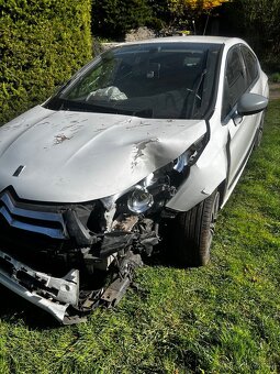 Citroën DS4 - na náhradní díly - 8