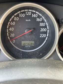 Honda jazz na díly nebo opravu - 8