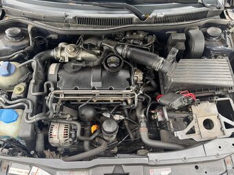 Prodám náhradní díly na vw golf 4 - 8