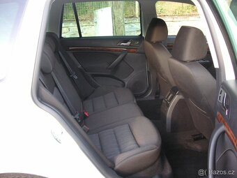 Škoda Octavia II 1.6 TDi DSG-Combi - 8
