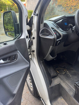 Ford Transit Custom 2.2 TDCi – 6 míst, 2014, tažné 3,1t - 8