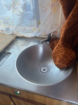 Polský karavan AN 126 - 8