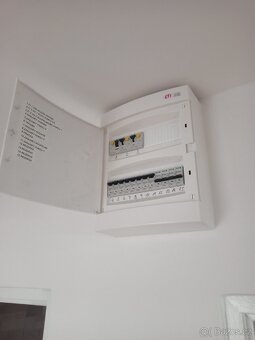 Rekonstrukce a modernizace v bytech již 31let . - 8