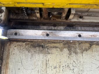 76. Tabulové nůžky NTC 2500/4 - 8