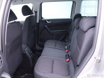 Škoda Yeti 1,4 TSI 90kw Elegance (2015) - 8