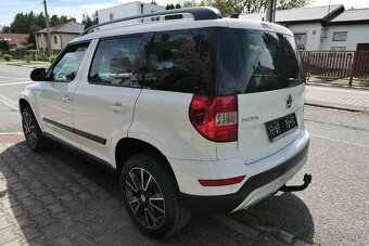 ŠKODA YETI 2.0TDI,XENONY,TAŽNE,ZARUKA KM. - 8