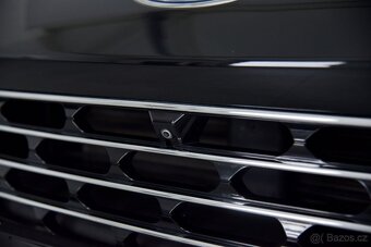 Kuga 2.5L Duratec PHEV Titanium CVT, ACC, Lane Assist - 8