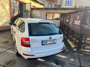 Prodám Škoda Octavia combi 3 1,6 tdi 77 kw . Rok 2015 - 8