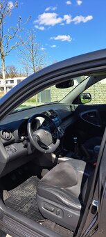 Toyota Rav4 2.2 D-D4 r.v.2011 - 8