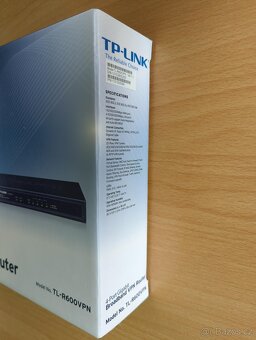 TP-LINK SafeStream™ Gigabit Broadband VPN Router TL-R600VPN - 8