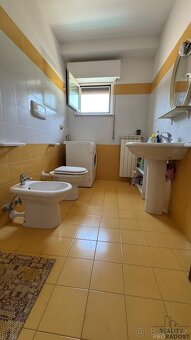 Prodej bytu 3+kk 68 m², via Russia, Pineto, Itálie - 8