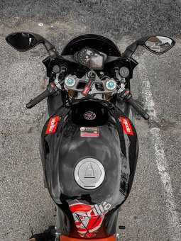 APRILIA RSV1000R FACTORY - 8