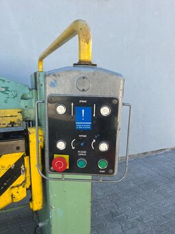 Ohýbačka plechů XOM 2000/4B - 8