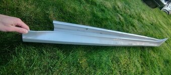 Mercedes A W176 Toyota Yaris IV 4 - podbeh prah kryt - 8