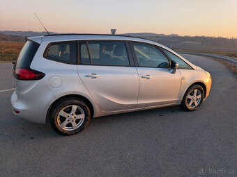 Opel Zafira tourer - 8